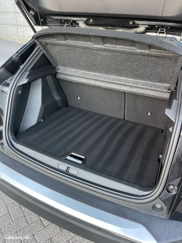 Peugeot 2008 1.2 PureTech Allure Pack - 22
