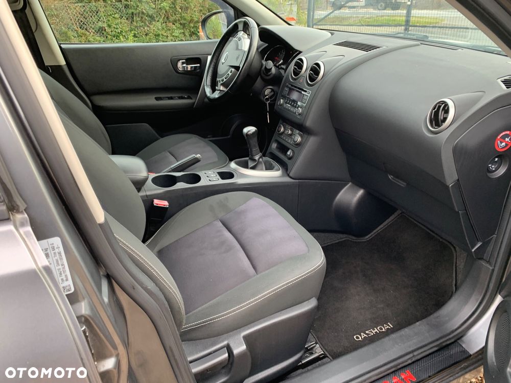 Nissan Qashqai - 4