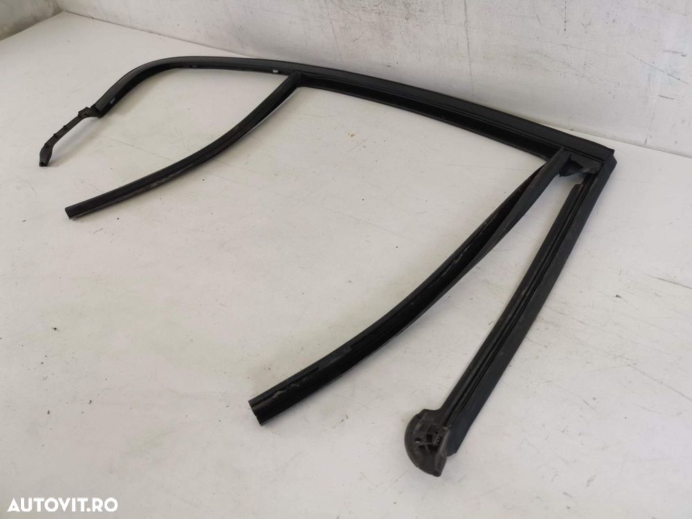 Garnitura Usa Cu Ornament Dreapta Spate BMW Seria 5 G30 [facelift] 202 - 3