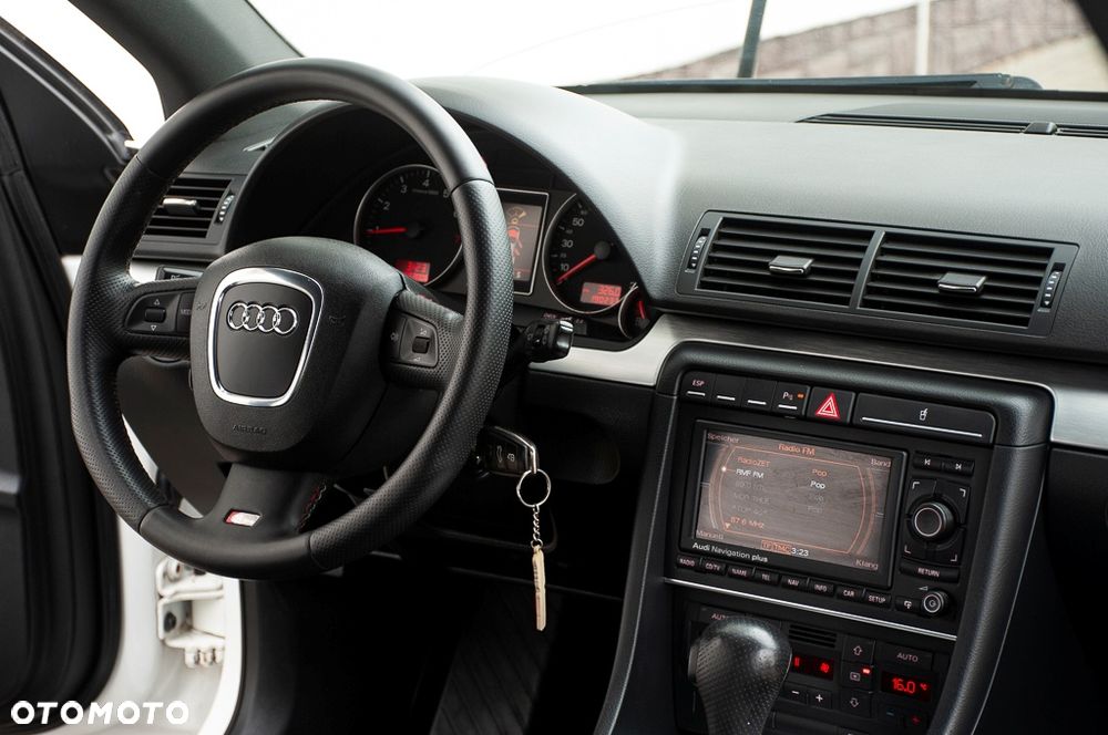 Audi A4 Avant 1.8 T multitronic - 22