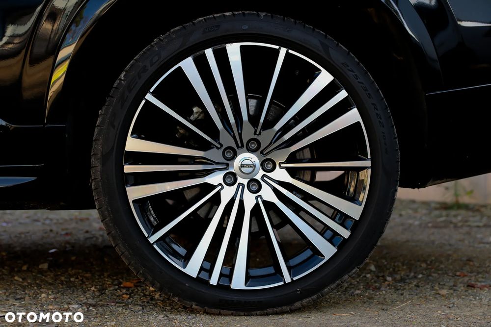 Volvo XC 90 T8 AWD Plug-In Hybrid R-Design 7os - 8