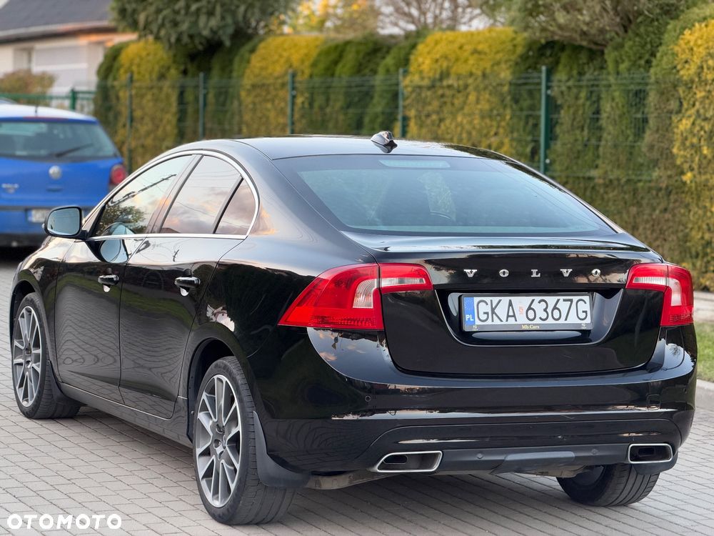Volvo S60 D4 Momentum - 9