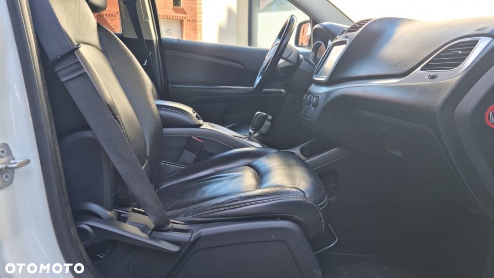 Fiat Freemont 2.0 Multijet Black Code AWD - 13