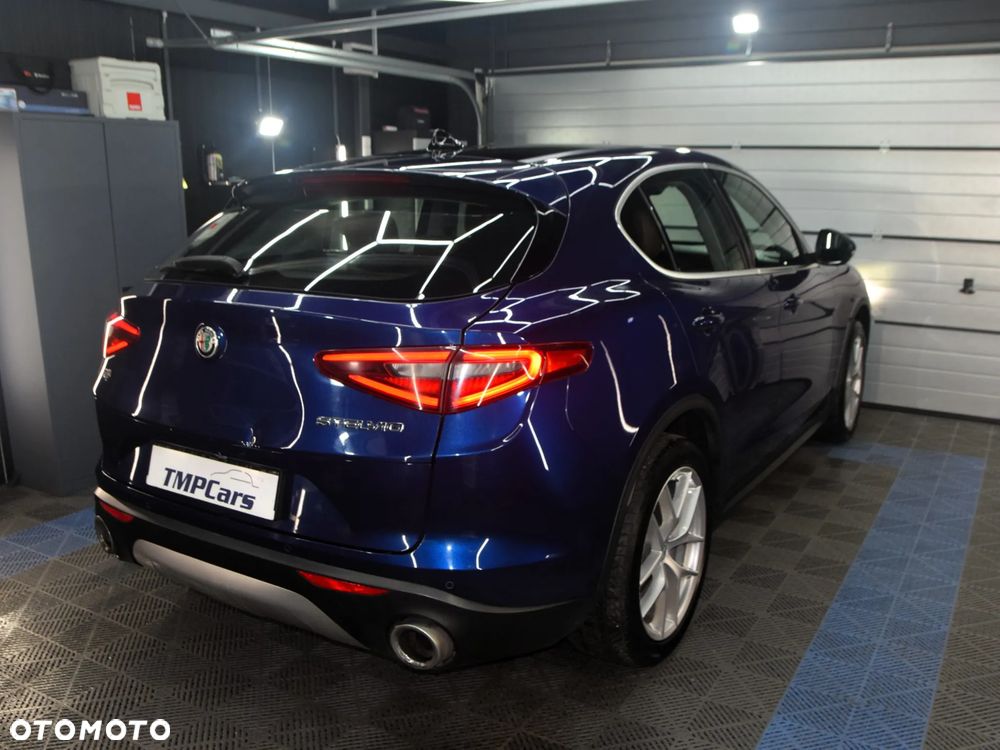 Alfa Romeo Stelvio 2.0 Turbo Executive Q4 - 34