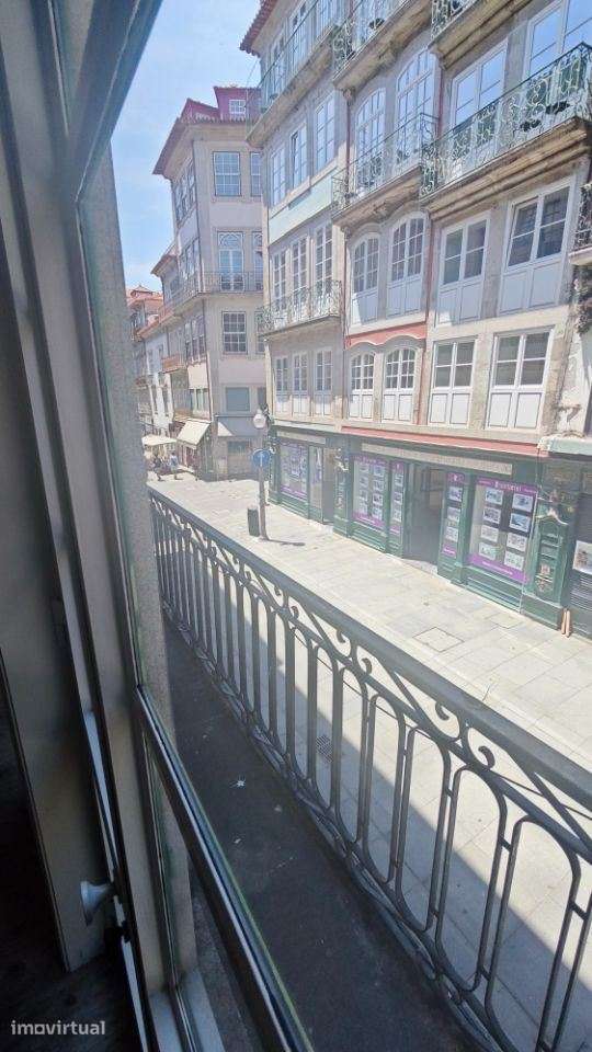 Sala - 33m2 - Rua Flores- Baixa do Porto - Grande imagem: 4/8