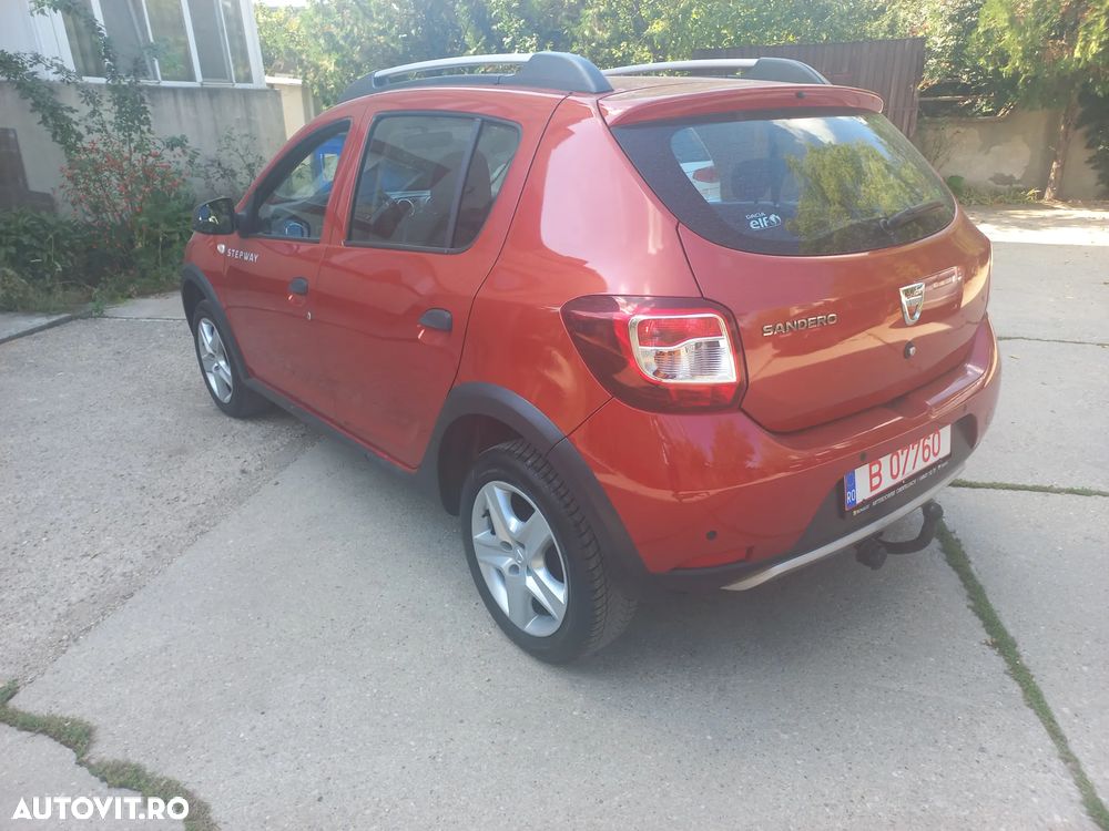 Dacia Sandero 0.9 TCe Laureate - 4