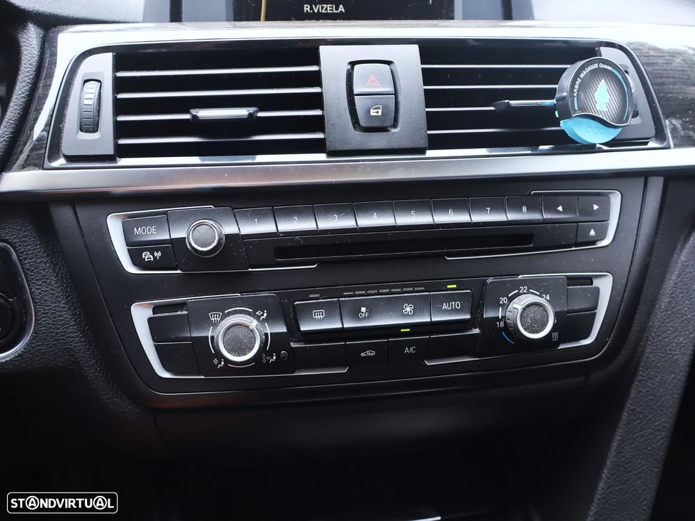 BMW 318 d Line Modern - 19