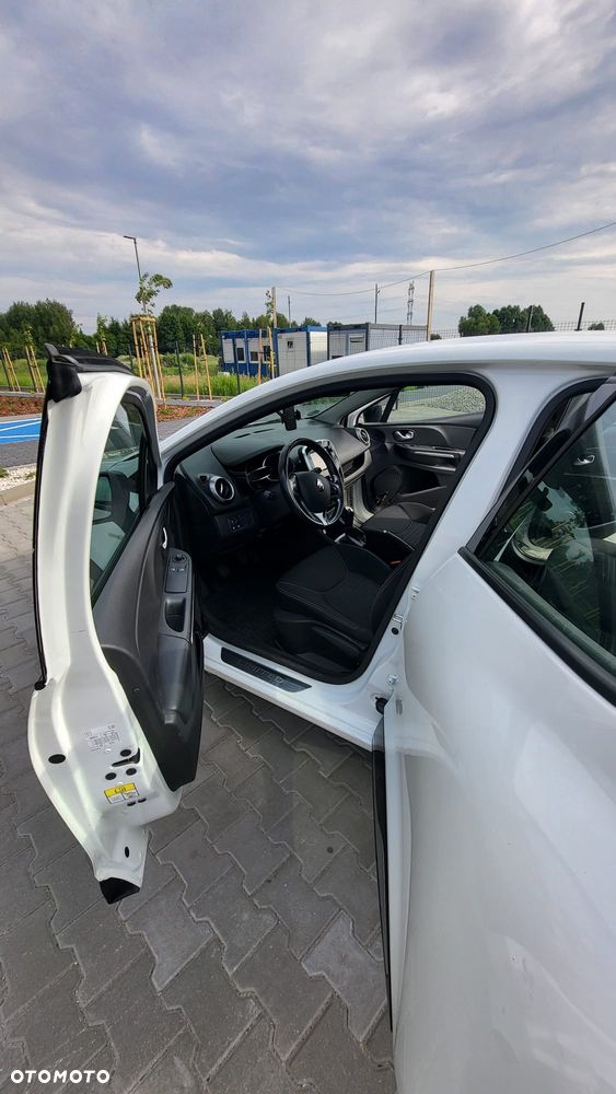 Renault Clio - 6