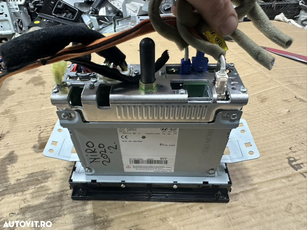 Navigatie, diplay cu touchscreen KIA NIRO an 2019-2022 cod ADBC2G5EP cu mic defect - 6