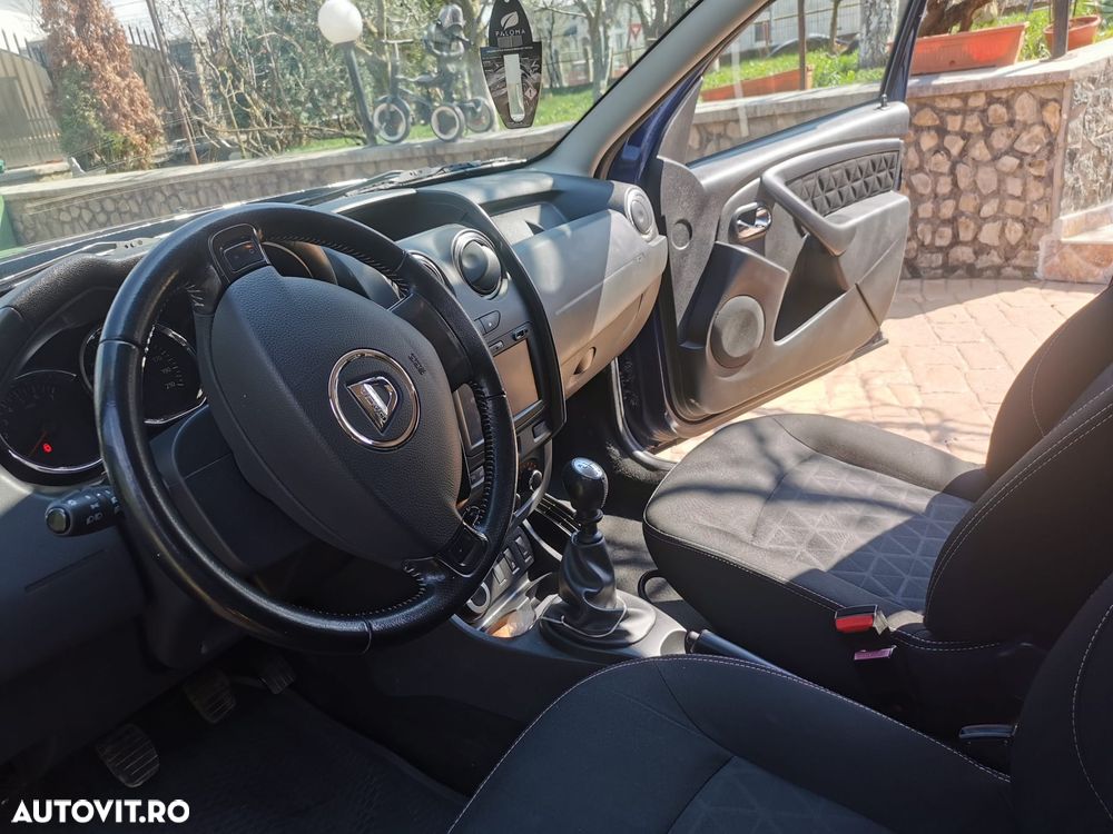 Dacia Duster 1.5 dCi 4x4 Prestige - 9