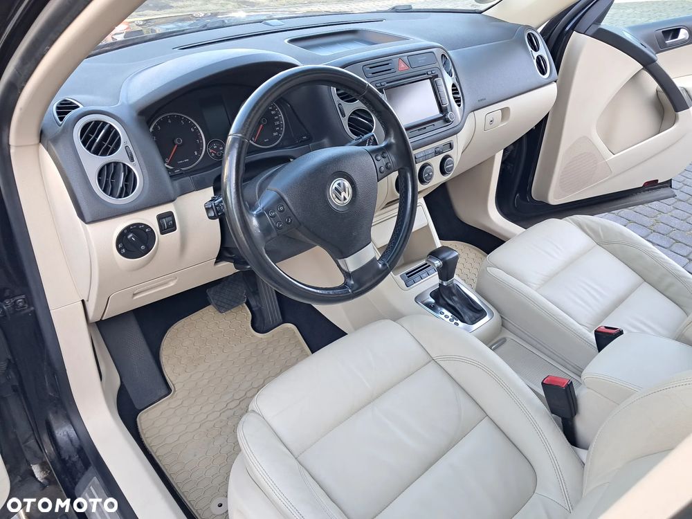 Volkswagen Tiguan - 20