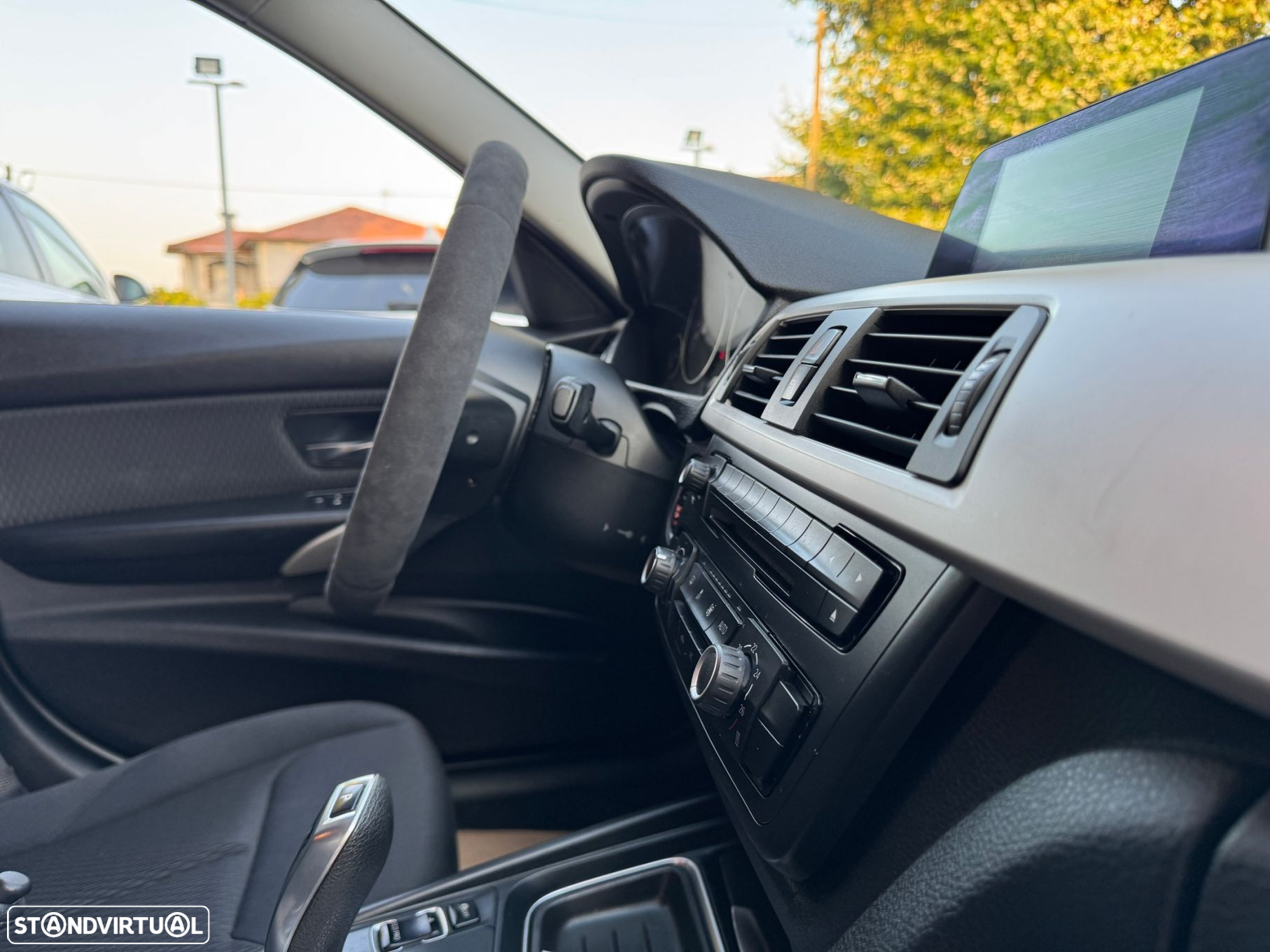 BMW 320 d Touring Auto Line Modern - 36