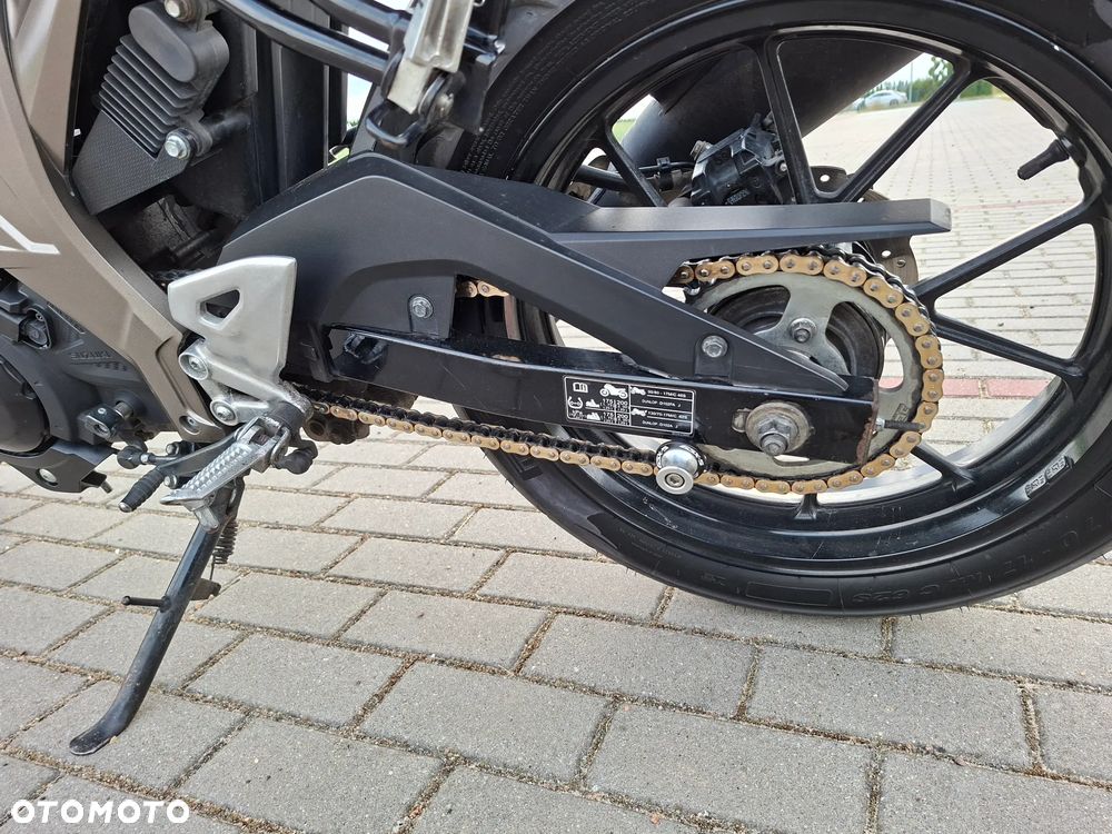 Suzuki GSX - 14