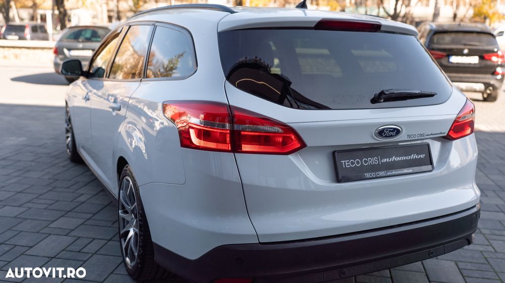 Ford Focus ver-1-5-ecoblue-active-business - 4