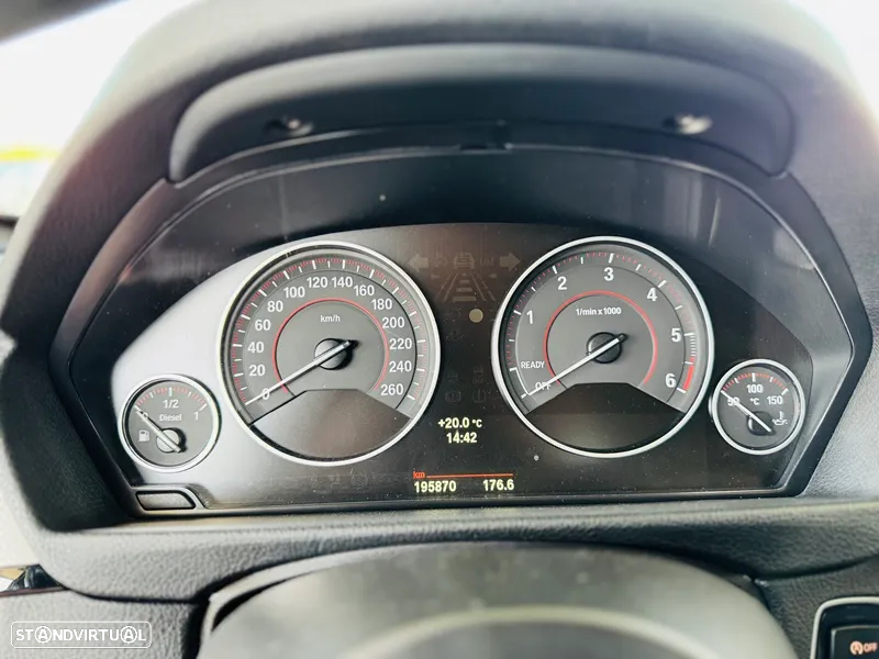 BMW 320 d Auto Pack M - 34
