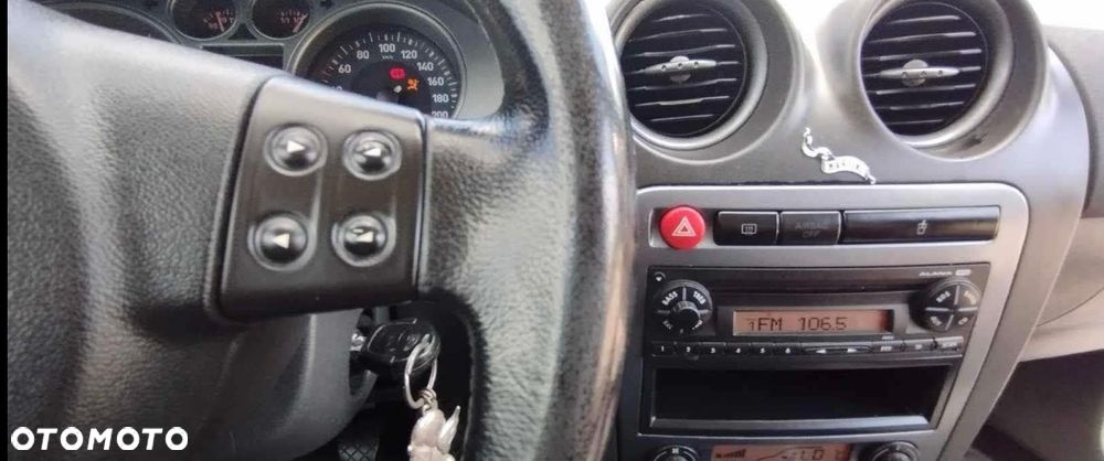 Seat Ibiza 1.4 16V 100 Sport - 9