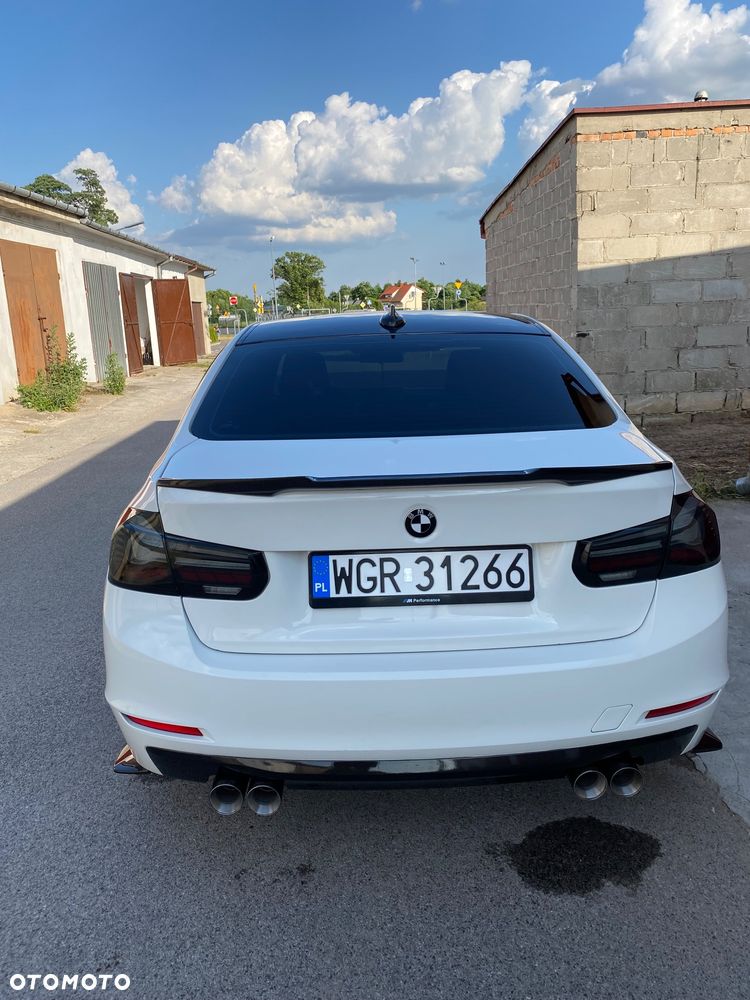 BMW Seria 3 - 22