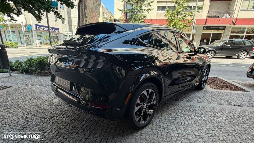 Ford Mustang Mach-E AWD PREMIUM - 3