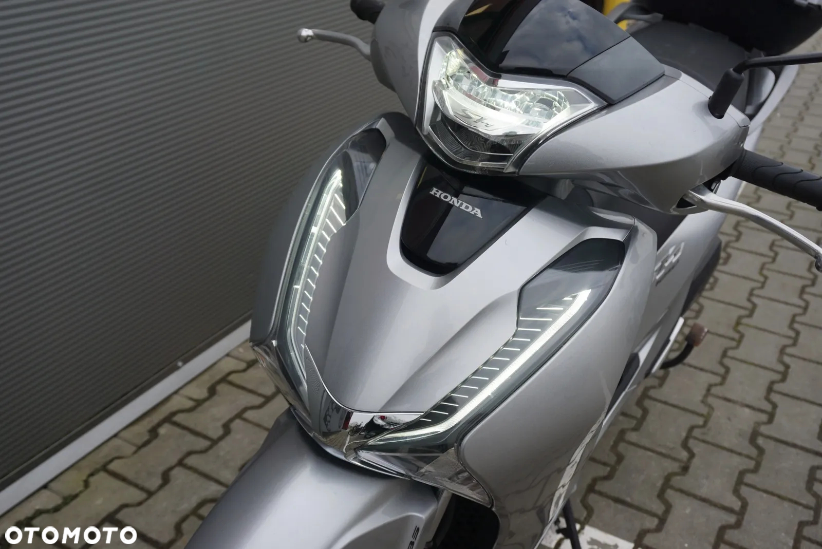 Honda SH - 17