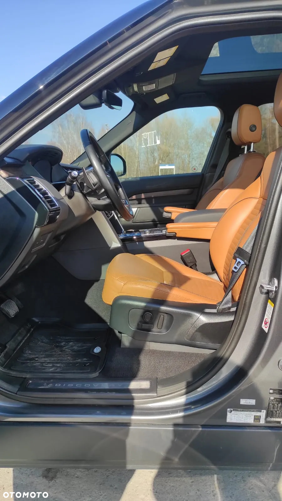 Land Rover Discovery V 3.0 Si6 HSE Luxury - 21