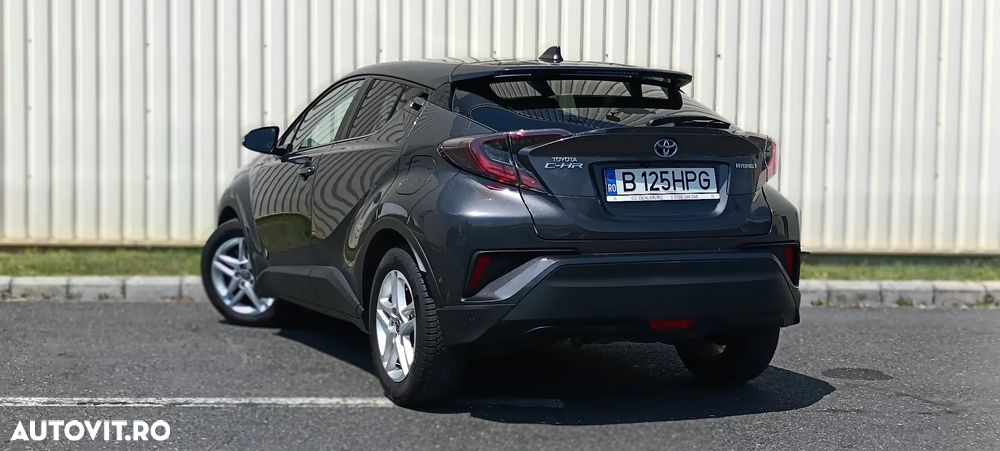 Toyota C-HR - 9