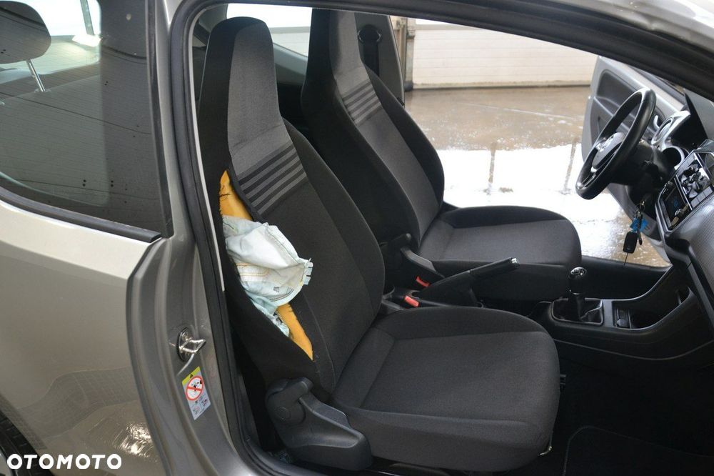 Volkswagen up! - 18