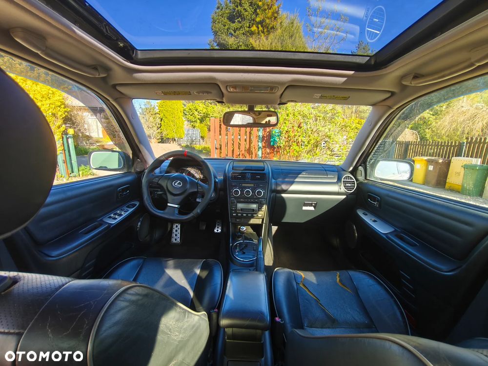 Lexus IS 300 Elegance - 23