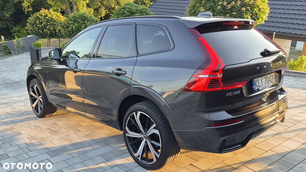 Volvo XC 60 B4 D Geartronic RDesign - 11
