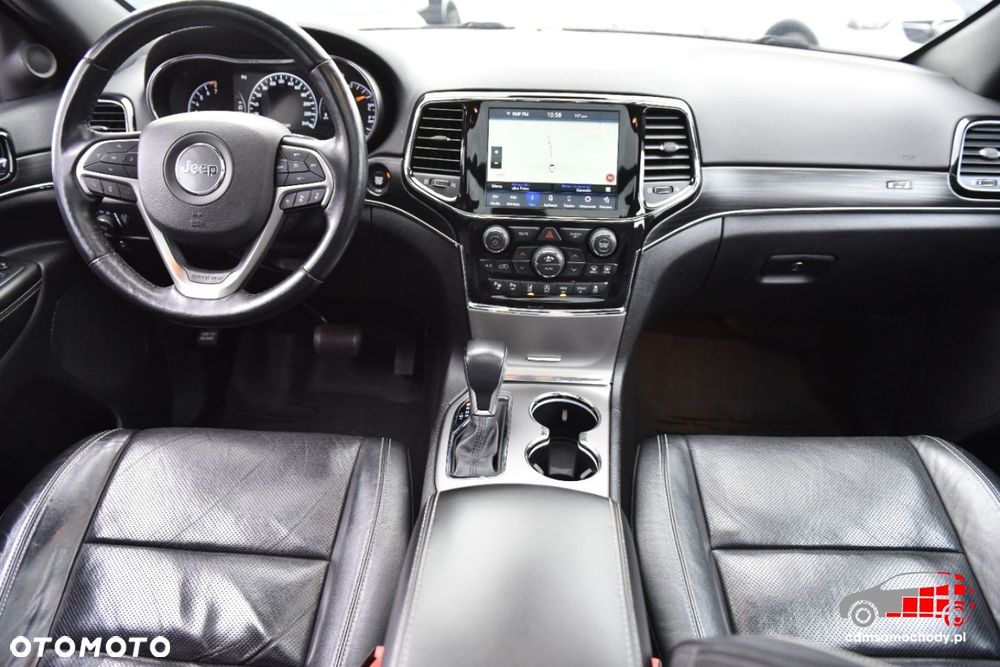 Jeep Grand Cherokee - 25