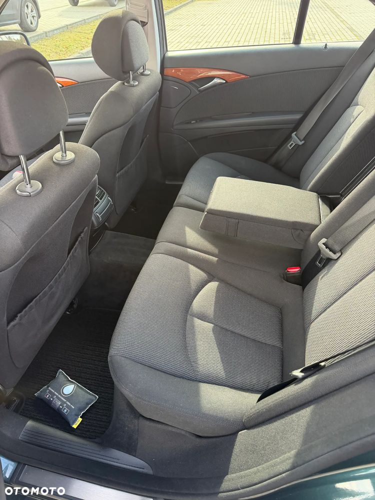 Mercedes-Benz Klasa E 200 CDI Classic DPF - 13