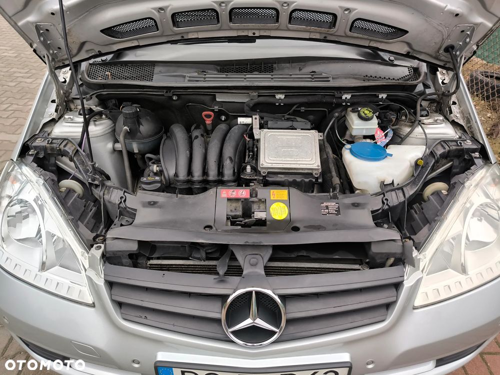 Mercedes-Benz Klasa A 160 BlueEFFICIENCY - 9