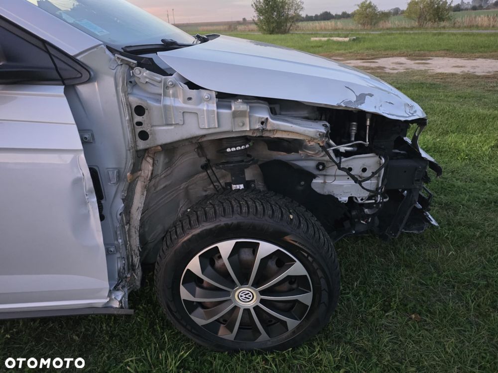 Volkswagen Polo 1.0 TSI OPF R-Line - 9
