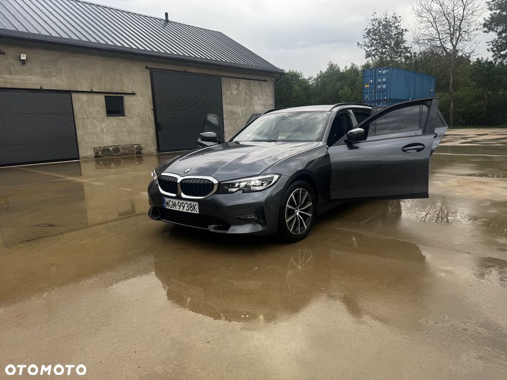 BMW Seria 3 320d xDrive - 6