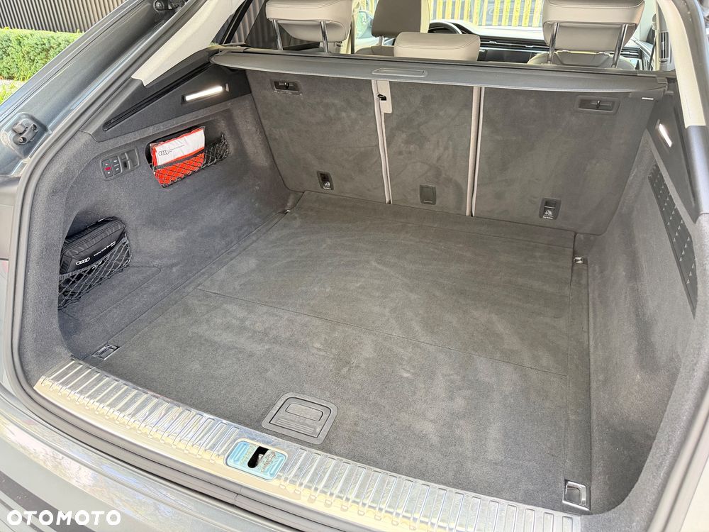 Audi Q8 50 TDI mHEV Quattro Tiptronic - 24
