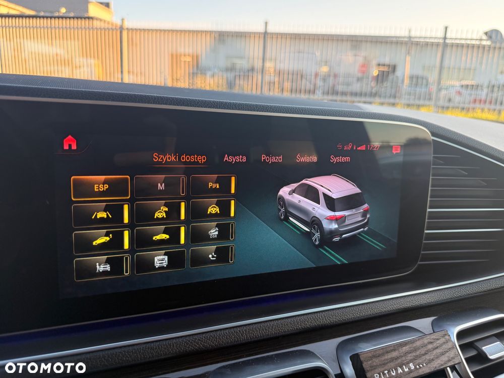Mercedes-Benz GLE - 23