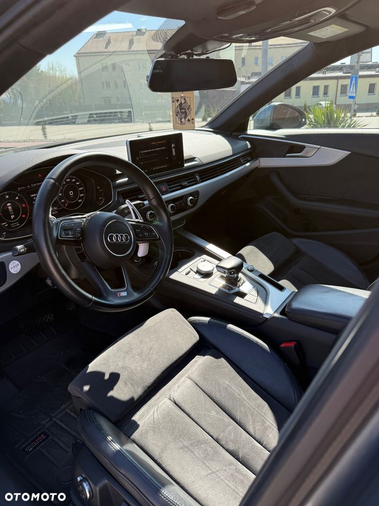 Audi A4 Avant 2.0 TDI Design S tronic - 24