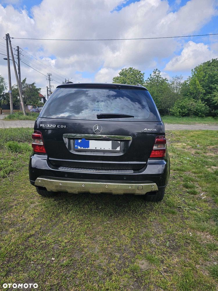 Mercedes-Benz ML - 2