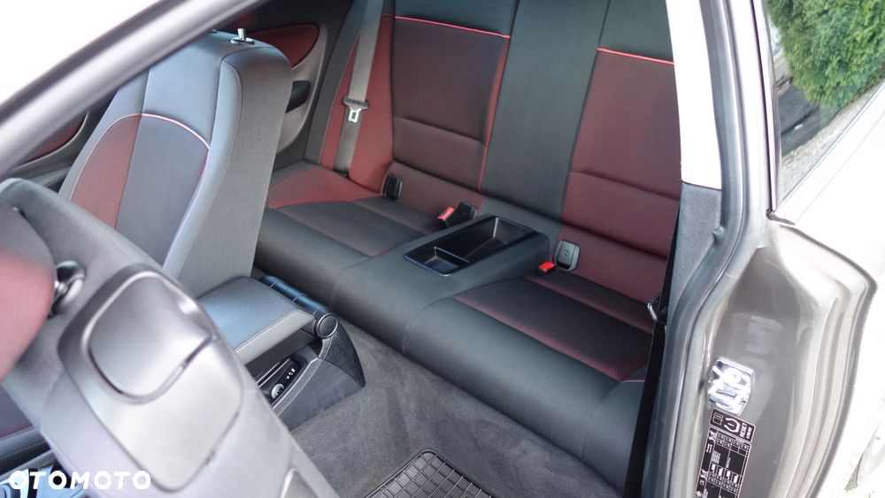 BMW Seria 1 118d DPF Edition Sport - 24