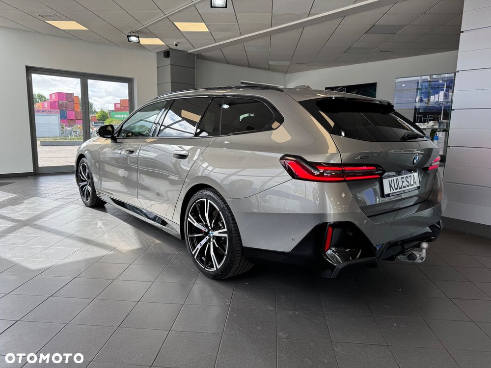 BMW Seria 5 540d xDrive - 10