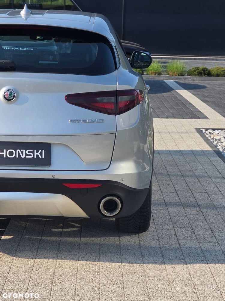 Alfa Romeo Stelvio 2.0 Turbo Super Q4 - 11