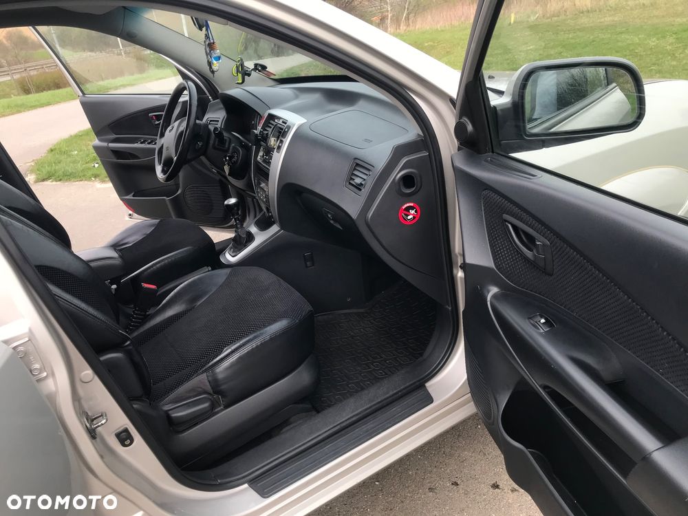 Hyundai Tucson 2.0 CRDi VGT 4WD GLS - 13