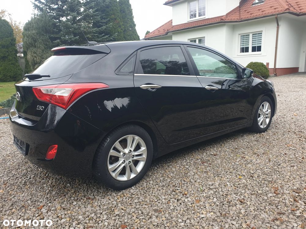 Hyundai i30 1.4 Premium - 6