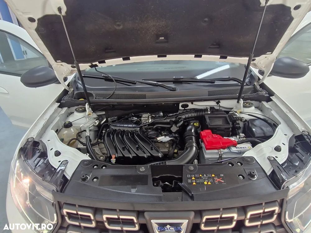 Dacia Duster 1.6 SCe Comfort - 12
