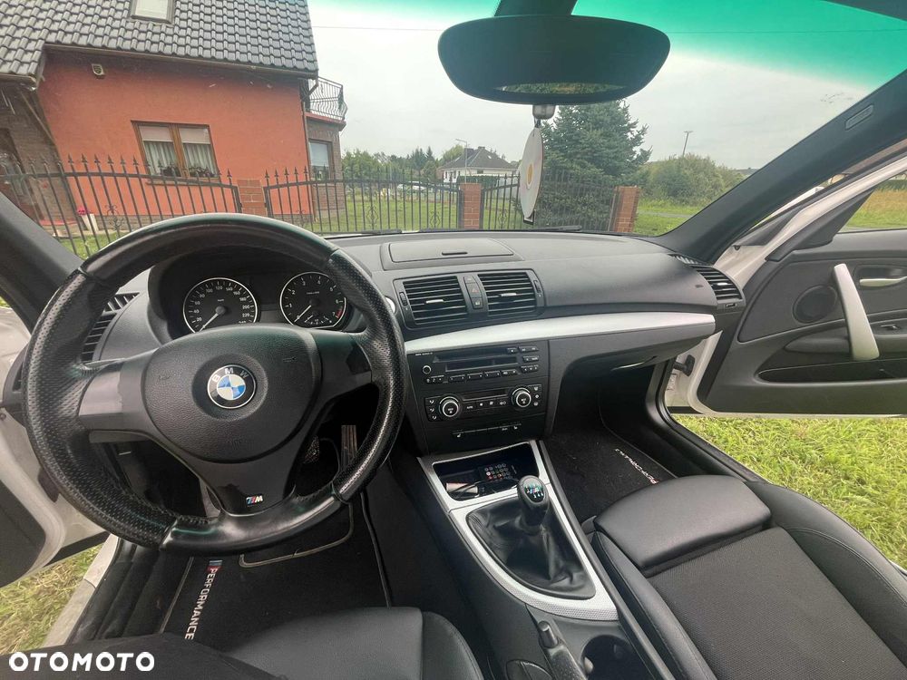 BMW Seria 1 116i - 12