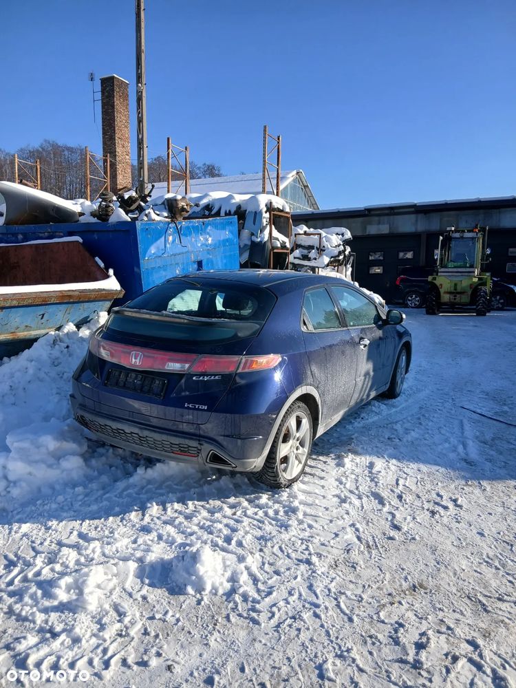 HONDA CIVIC VIII UFO 06- SILNIK 2.2 CTDI /N22A2/ SKRZYNIA BIEGÓW MASKA DRZWI KLAPA TYŁ  ZDERZAK BŁOTNIKI LAK B536P - 2