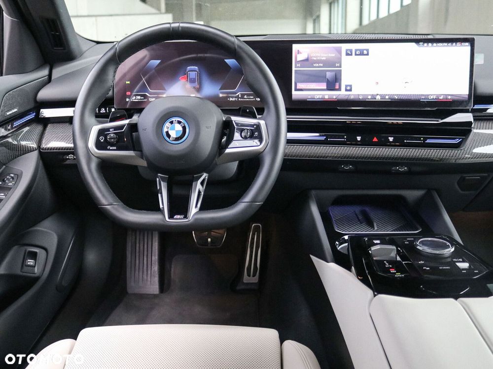 BMW Seria 5 - 22