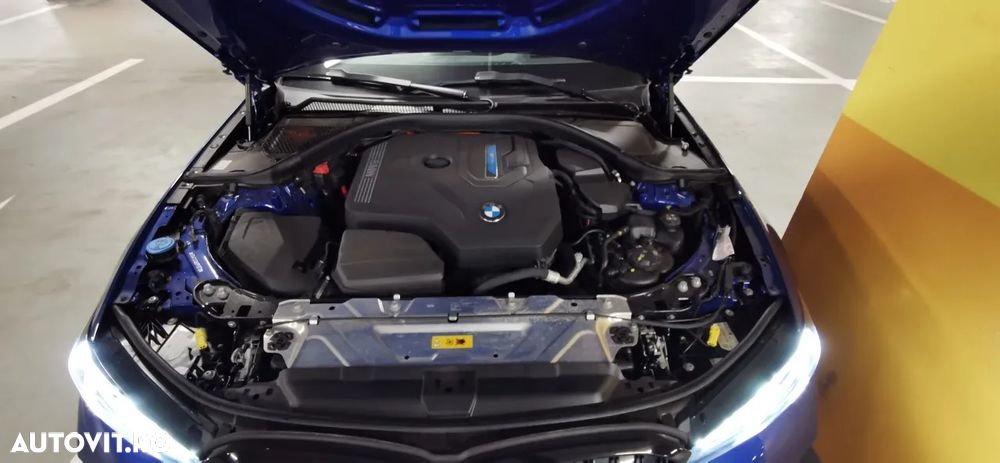 BMW Seria 3 330e Touring xDrive Aut. Sport Line - 14