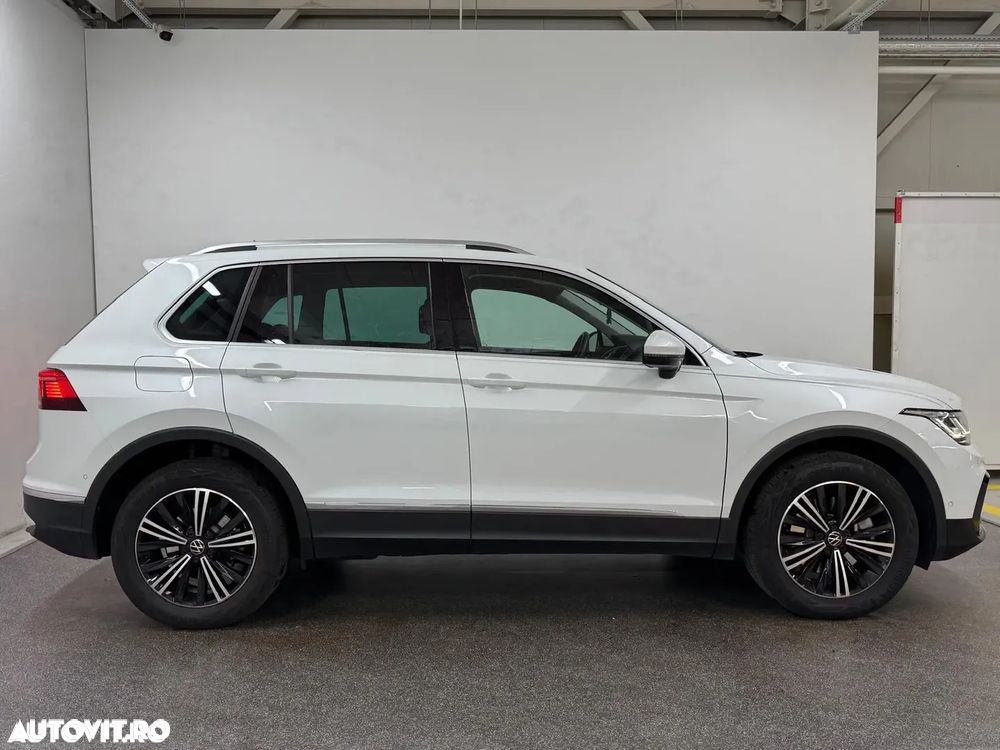 Volkswagen Tiguan - 6