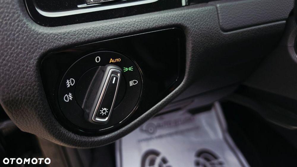 Volkswagen Golf Variant - 17