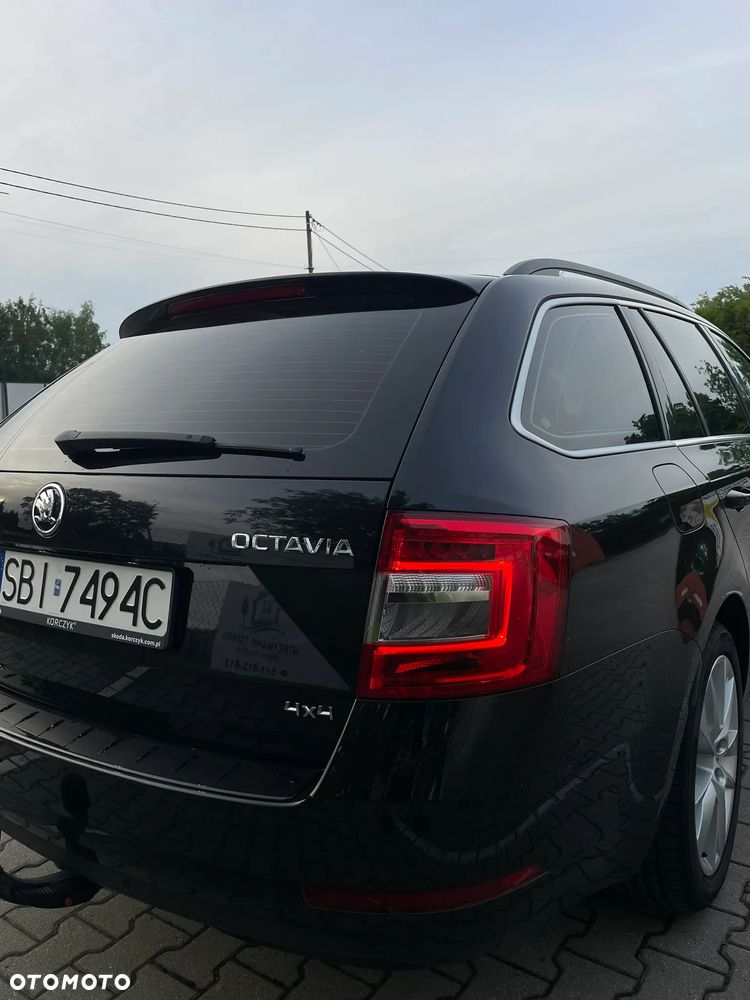 Skoda Octavia 2.0 TDI SCR 4x4 Style DSG - 10